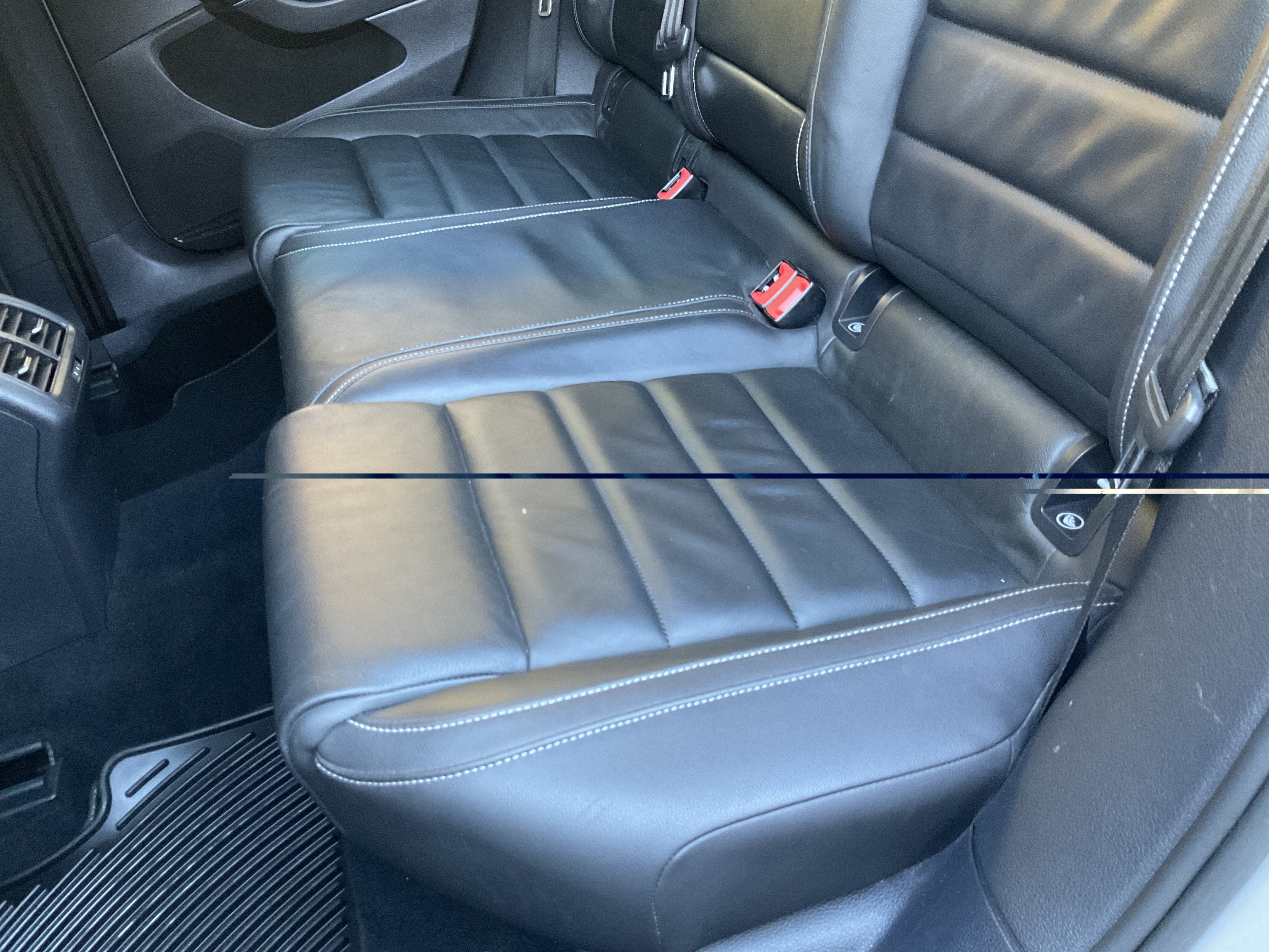 Used 2017 Volkswagen Golf R 4-Door AWD/4WD image 35