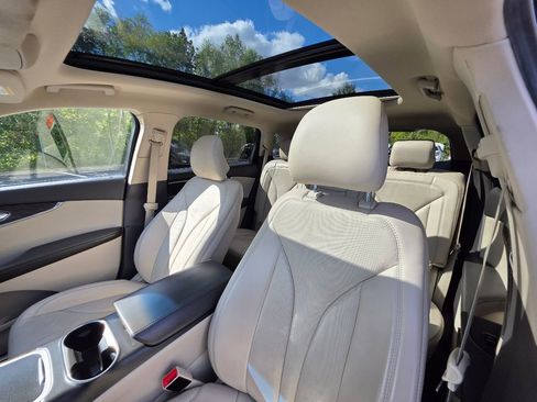 Used 2016 Lincoln MKX Reserve w/ Climate Package image 16