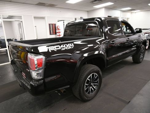 Certified 2023 Toyota Tacoma TRD Sport AWD/4WD image 8
