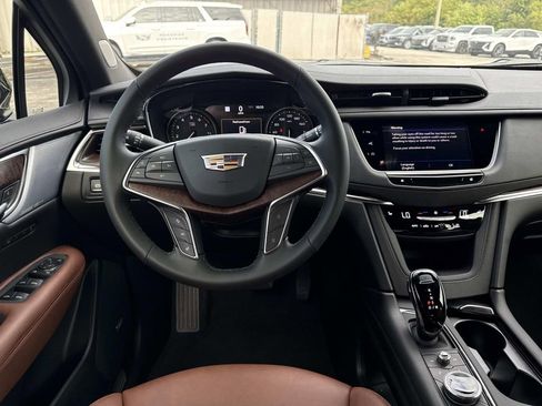 New 2025 Cadillac XT5 Premium Luxury w/ Technology Package image 17
