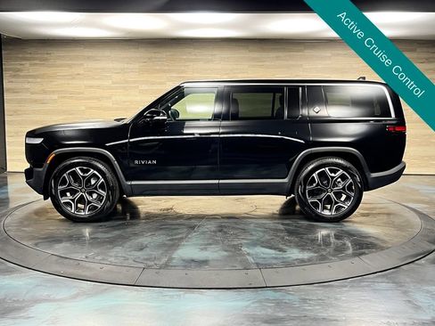 Used 2024 Rivian R1S Adventure AWD/4WD image 9