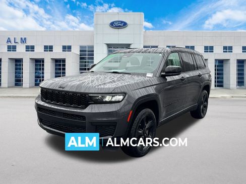 Used 2023 Jeep Grand Cherokee L Altitude image 1