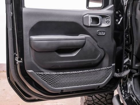 Used 2024 Jeep Wrangler Unlimited Sport image 87