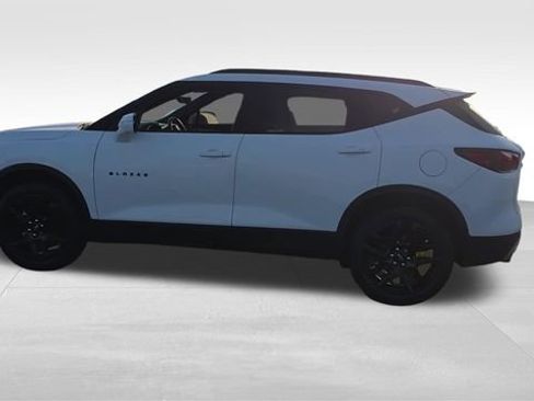 Certified 2022 Chevrolet Blazer LT w/ Sound & Technology Package AWD/4WD image 9
