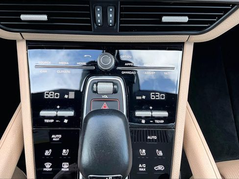 Used 2022 Porsche Cayenne E-Hybrid AWD/4WD image 75
