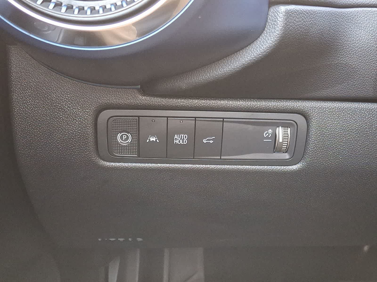 New 2025 Chevrolet Equinox EV LT FWD image 15