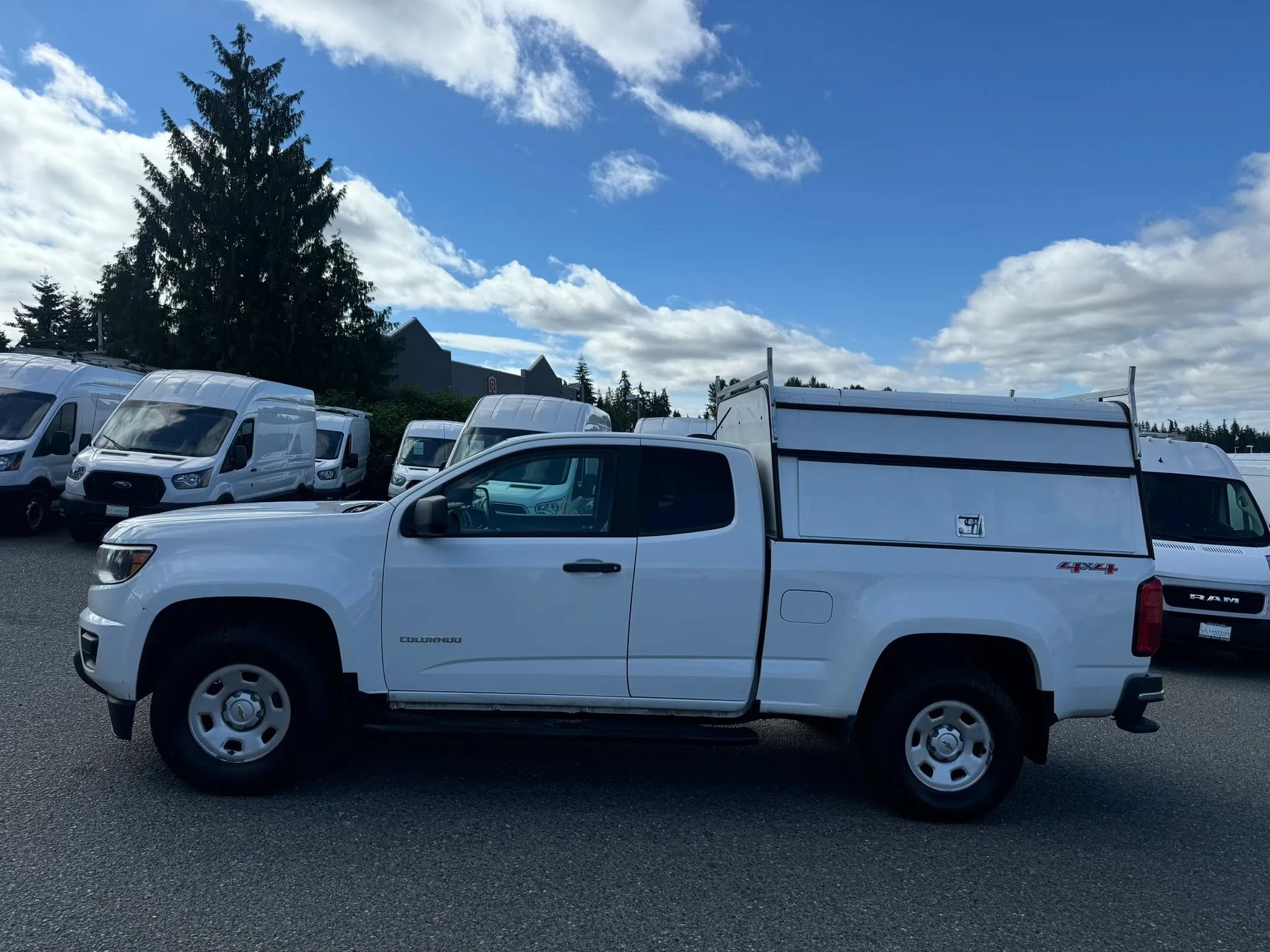 Used 2019 Chevrolet Colorado W/T w/ WT Convenience Package AWD/4WD image 3