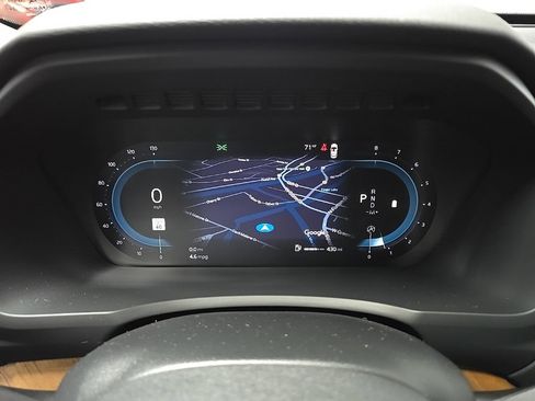 Used 2024 Volvo XC90 B5 Plus image 22