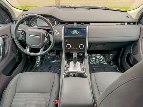 Used 2020 Land Rover Discovery Sport image 25