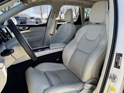 Used 2023 Volvo XC60 T8 Ultimate w/ Climate Package image 27