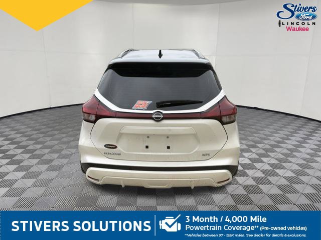 Used 2023 Nissan Kicks SR w/ SR Premium Package FWD image 7