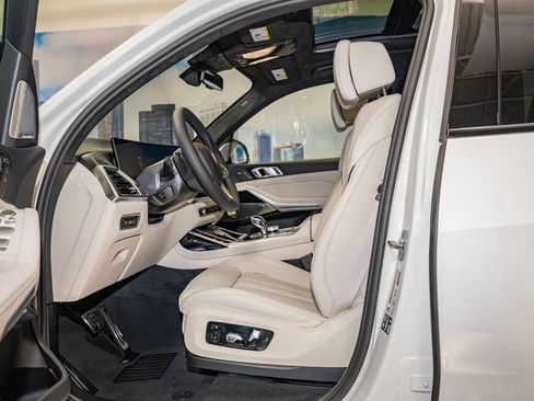 New 2026 BMW ALPINA XB7 AWD/4WD image 20