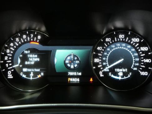 Used 2018 Lincoln MKX Reserve w/ Driver Assistance Package image 17