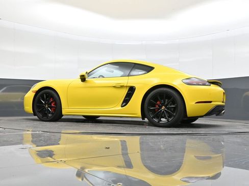 Certified 2024 Porsche 718 Cayman S w/ Premium Package image 35