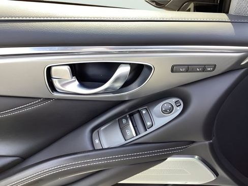 Used 2017 INFINITI Q60 w/ Premium Package image 15