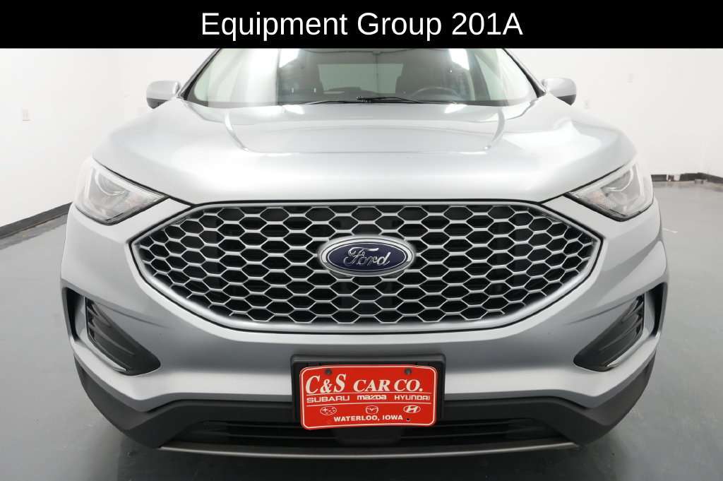 Used 2023 Ford Edge SEL AWD/4WD image 2