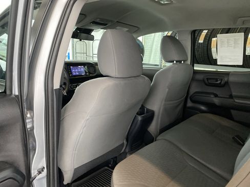 Used 2020 Toyota Tacoma SR image 18