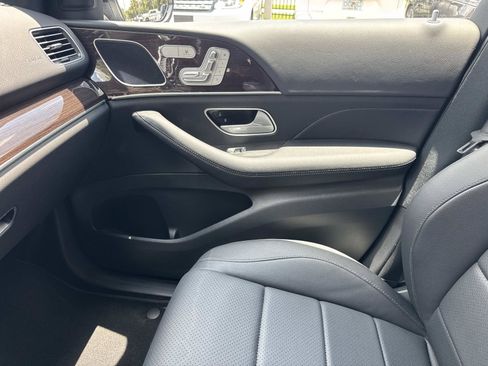 Used 2025 Mercedes-Benz GLE 350 4MATIC image 24