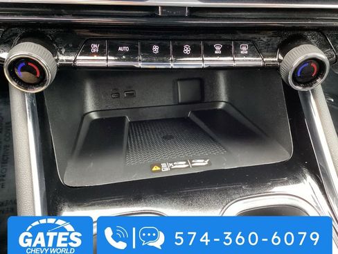 Used 2024 Chevrolet Traverse RS image 26