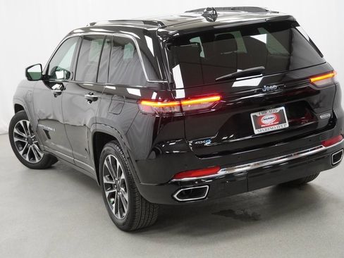 Certified 2023 Jeep Grand Cherokee Overland image 14