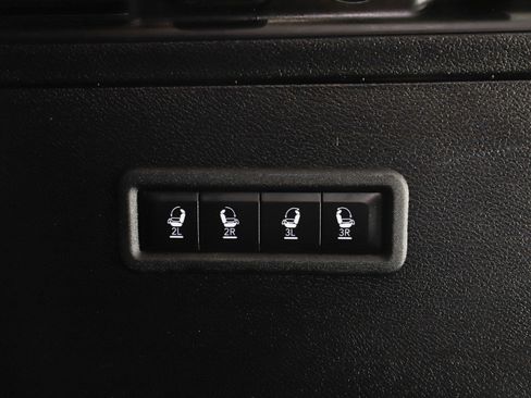 Used 2023 Jeep Wagoneer Series II w/ Convenience Group I image 11