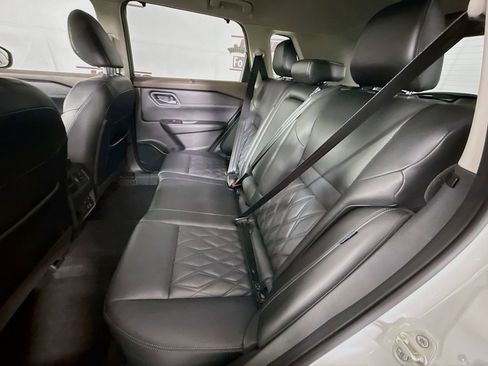 Used 2023 Nissan Rogue Platinum w/ Platinum Premium Package image 30