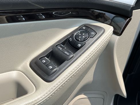 Used 2015 Ford Explorer Limited w/ Equipment Group 301A AWD/4WD image 12