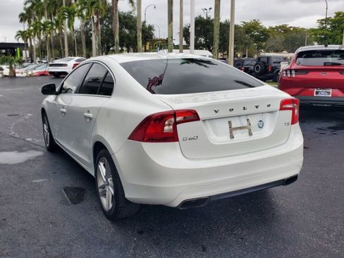 Used 2015 Volvo S60 T5 Premier image 5