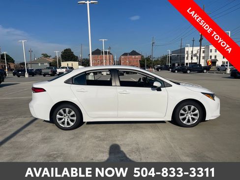 Used 2023 Toyota Corolla LE FWD image 6