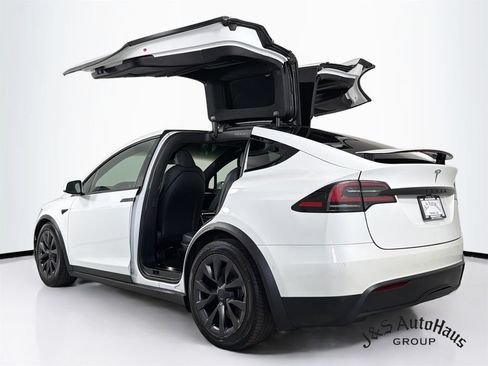 Used 2022 Tesla Model X AWD/4WD image 5