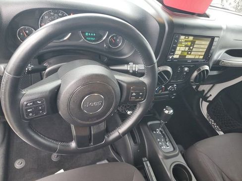 Used 2014 Jeep Wrangler Unlimited Sport w/ Quick Order Package 24S AWD/4WD image 12