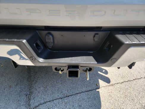 Used 2017 Ford F350 Lariat w/ Lariat Ultimate Package image 8