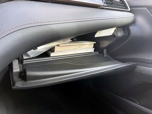 Used 2020 Toyota Camry LE image 39