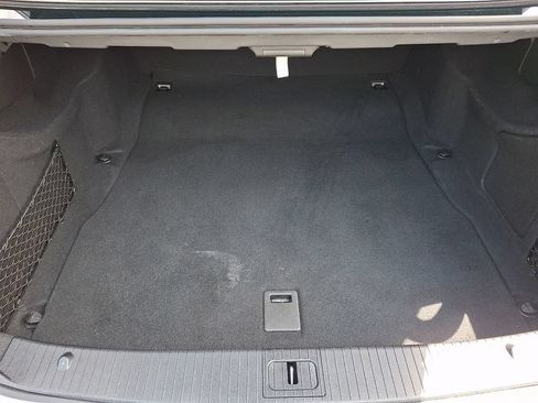 Used 2010 Mercedes-Benz E 350 4MATIC Sedan image 28