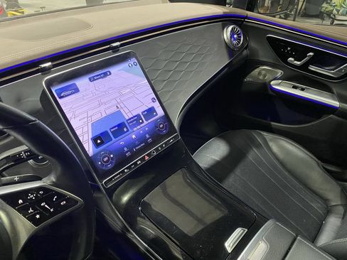 Certified 2023 Mercedes-Benz EQE 500 4MATIC Sedan image 8