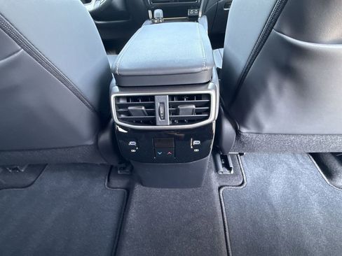 Used 2026 Lexus RX 350 Premium w/ Accessory Package (Z1) image 18