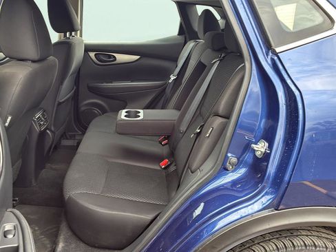 Used 2022 Nissan Rogue Sport S image 13