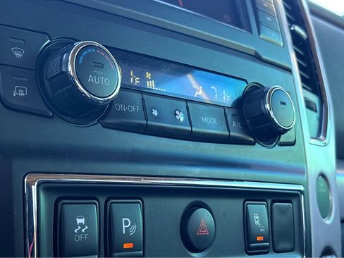 Used 2019 Nissan Titan PRO-4X image 27