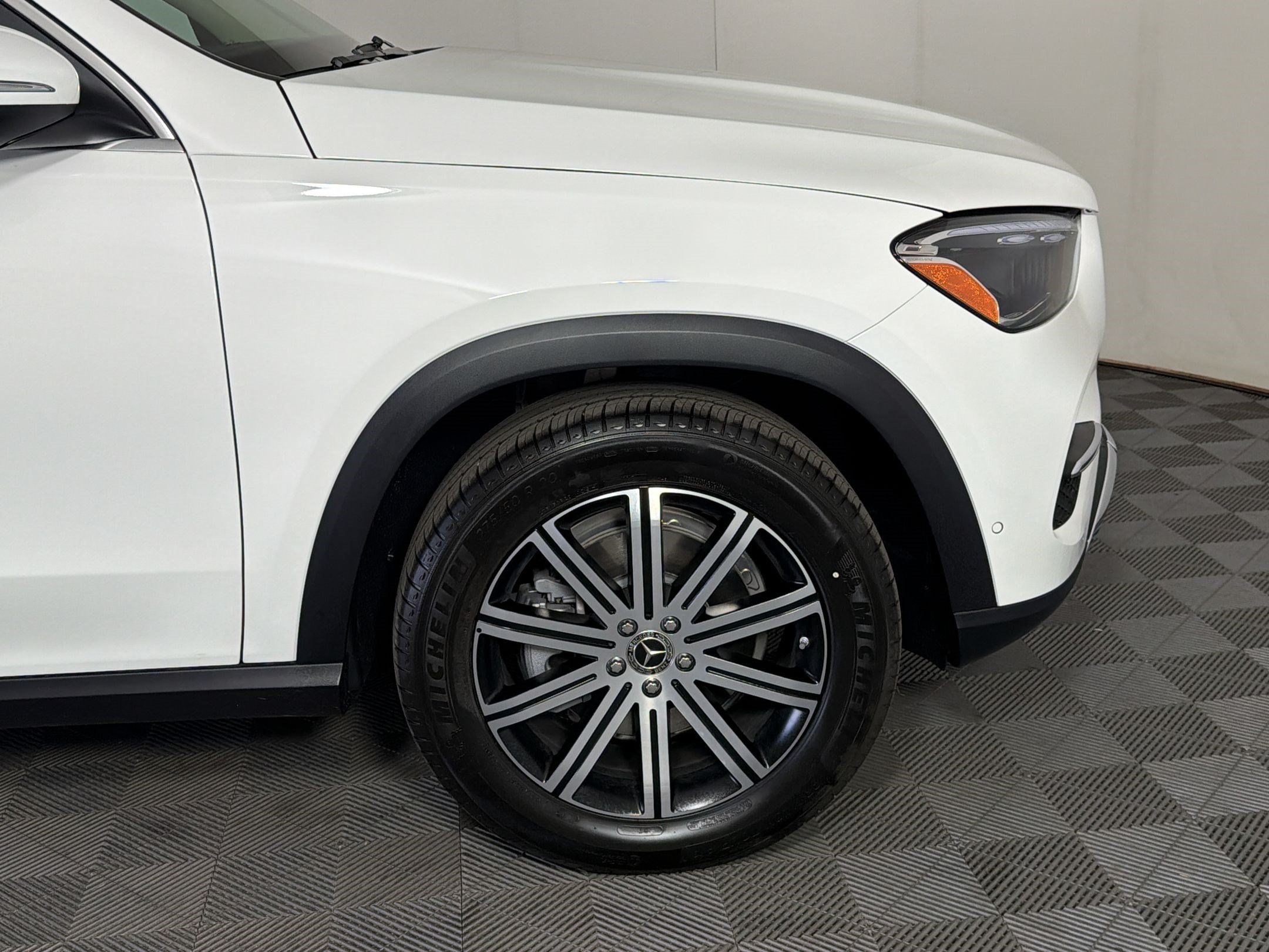 Used 2026 Mercedes-Benz GLE 350 4MATIC image 13