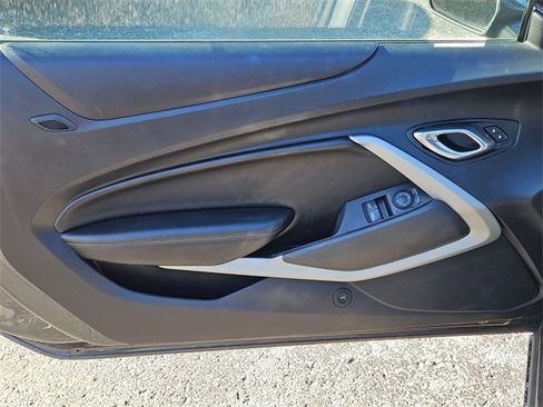 Certified 2016 Chevrolet Camaro LT image 18
