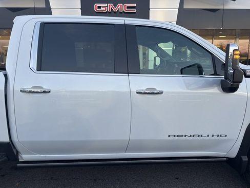 New 2026 GMC Sierra 2500 Denali w/ Denali Reserve Package image 31