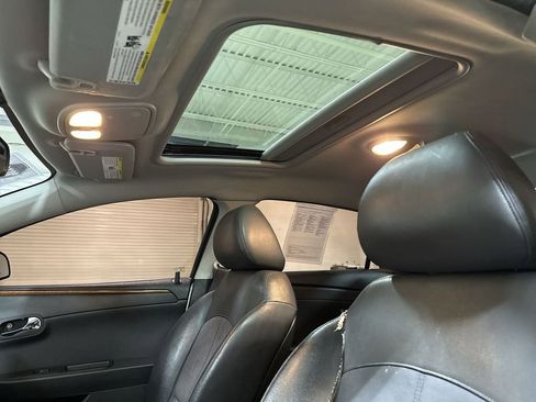 Used 2011 Chevrolet Malibu LT FWD image 18