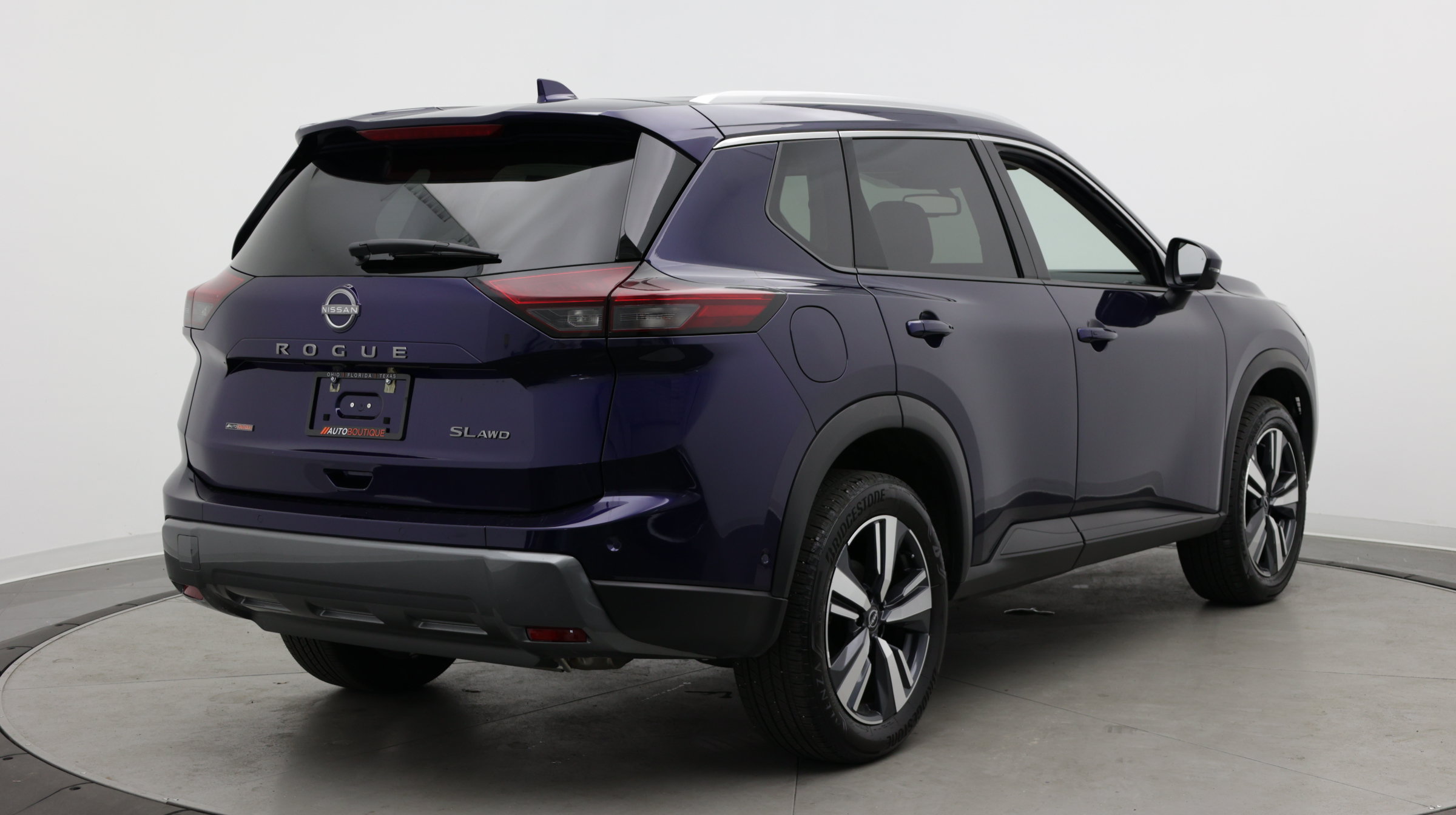 Used 2026 Nissan Rogue SL AWD/4WD image 7