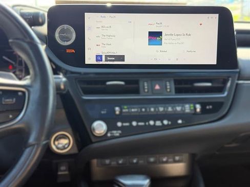 Certified 2023 Lexus ES 350 Ultra Luxury w/ Accessory Package (Z2) FWD image 12
