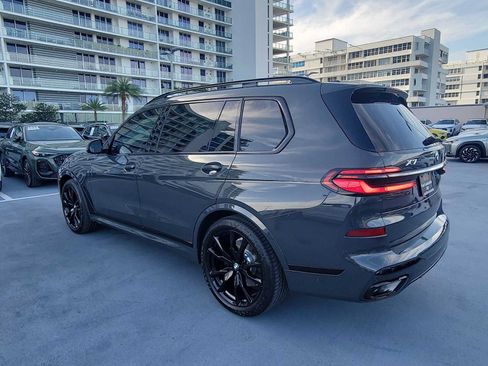 Used 2026 BMW X7 xDrive40i w/ Executive Package AWD/4WD image 4