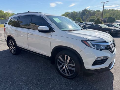 Used 2017 Honda Pilot Elite image 5
