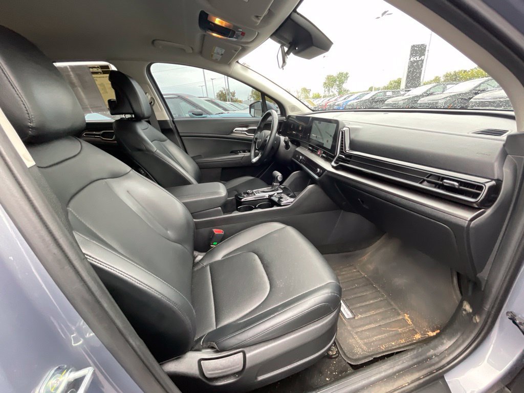 Used 2023 Kia Sportage EX FWD image 27