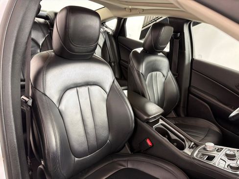 Used 2015 Chrysler 200 C w/ Navigation & Sound Group I image 23