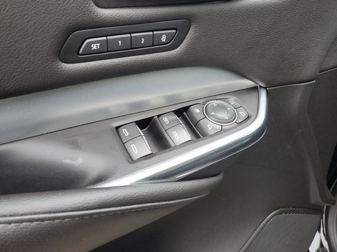 Used 2021 Cadillac XT4 Premium Luxury w/ Cold Weather Package image 25