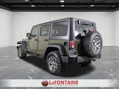 Used 2016 Jeep Wrangler Unlimited Rubicon image 3